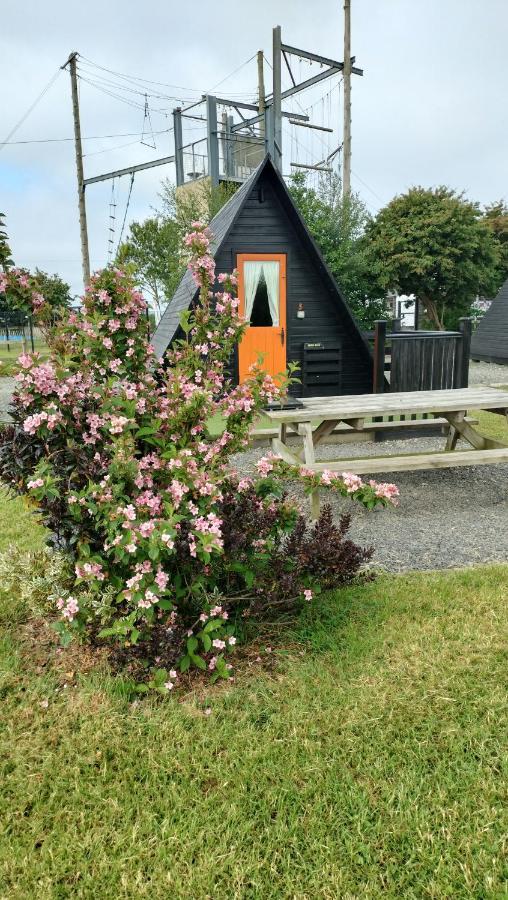 Carrowmena School House & Glamping Hotel Limavady Bagian luar foto